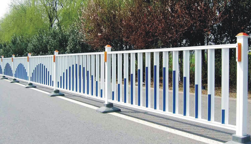 公路護(hù)欄